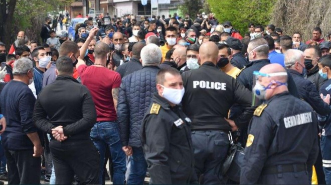 Протест във "Факултета" със засилено полицейско присъствие, но без сблъсъци