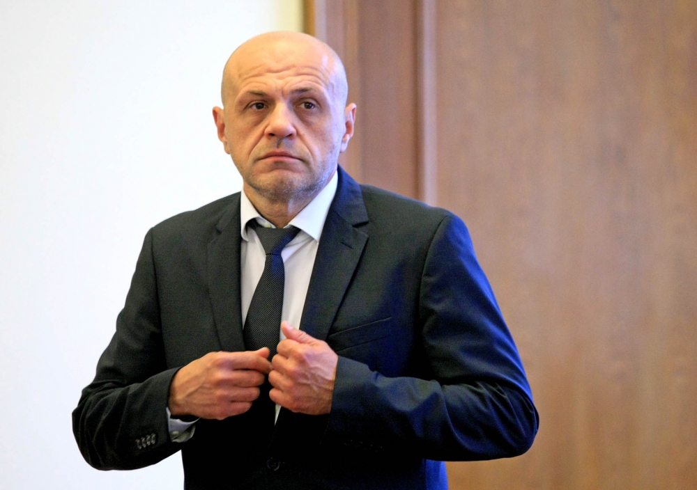Томислав Дончев: Оставаме докато не скъсаме връзката с гражданите