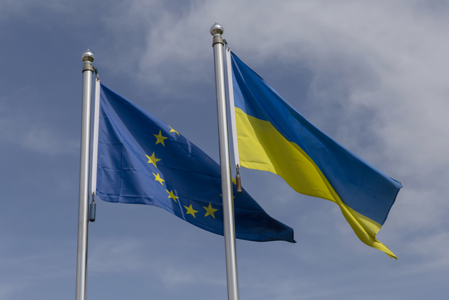 ЕС се превърна в най-големия финансов донор на Украйна през 2024 г.