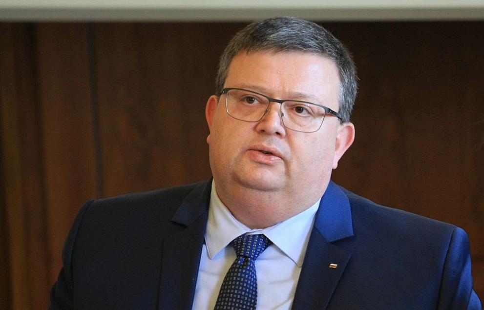 Цацаров: 23-ма са с обвинения за изборна търговия