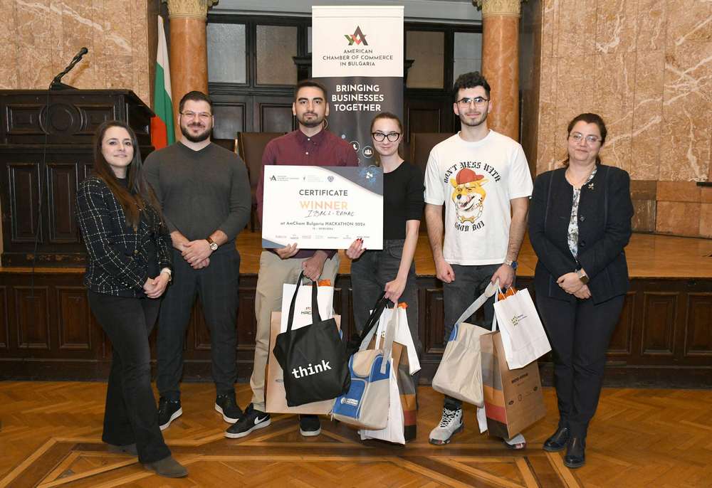 AI решение в помощ на хора с аутизъм е победителят в първия хакатон на AmCham