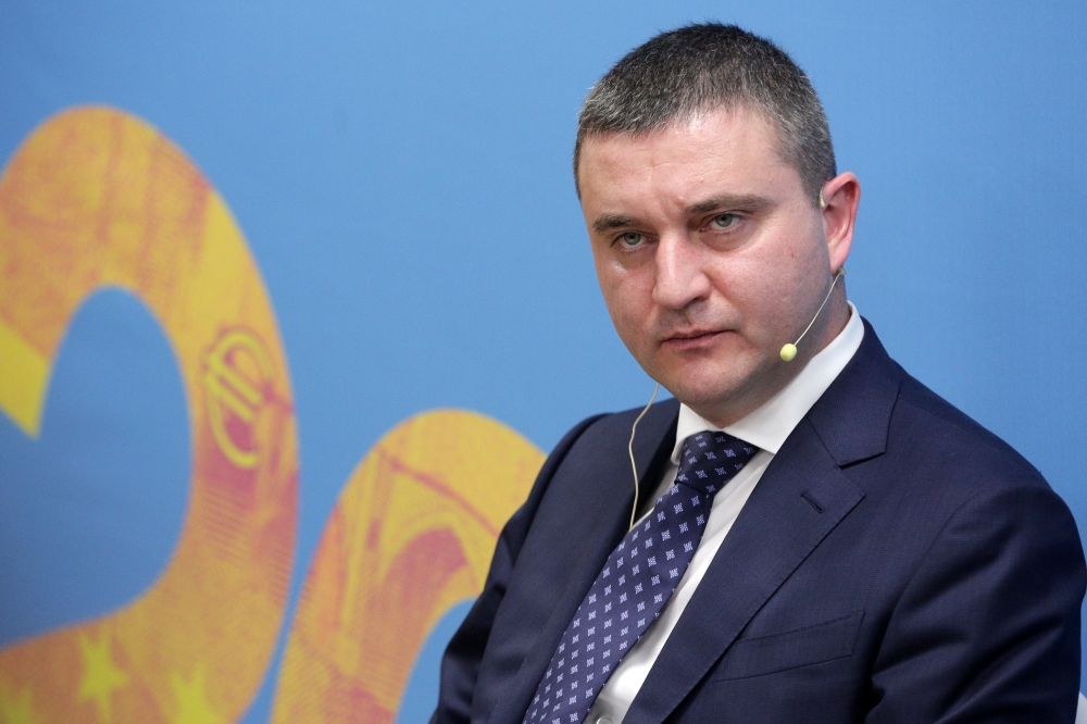 Държавният дълг на България през 2018 г. е 24,4 млрд. лв.