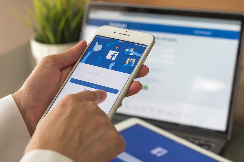 Facebook е премахнал над 5 млрд. фалшиви профила тази година