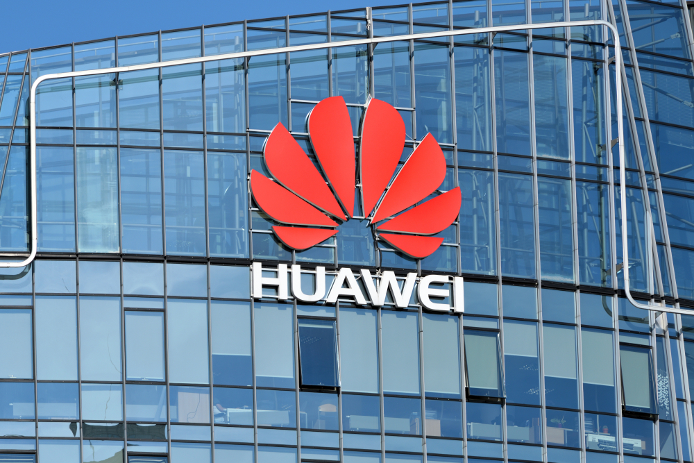 САЩ подновиха временните лицензи за търговия с Huawei