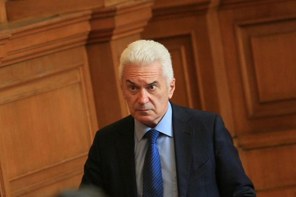 Волен Сидеров вече не е шеф на парламентарната група на "Обединени патриоти"