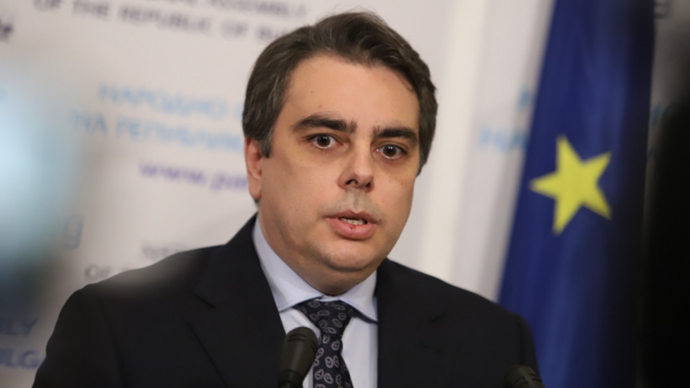 Асен Василев се отрече от Бюджет 2023 след саботаж от парламента