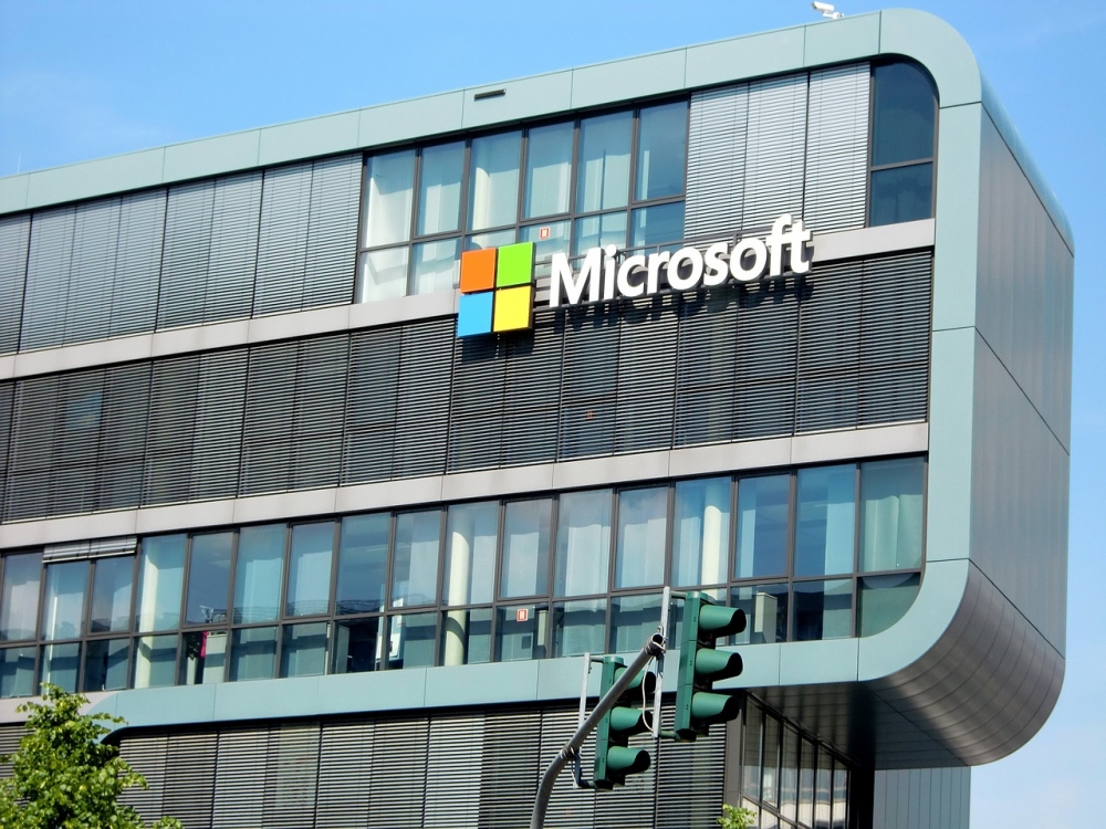 Microsoft удари 50 години