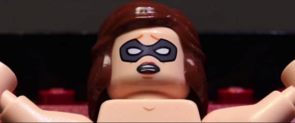 LEGO човечета в пародия на трейлъра на ”Петдесет нюанса сиво” (видео)