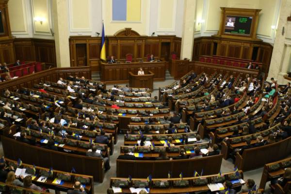 Украинската Рада разреши да се стреля по дезертьорите