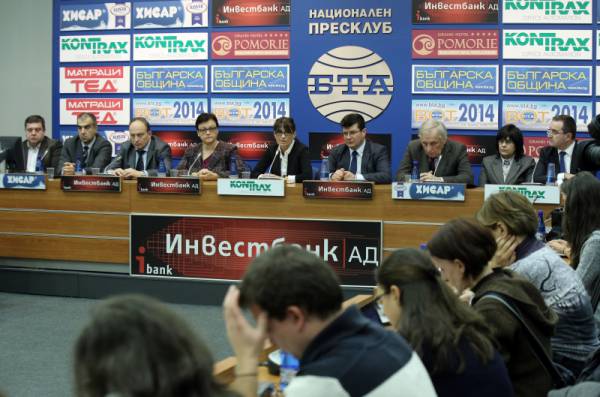 Пенсионните фондове опровергаха Горанов