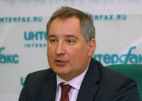 Рогозин: Западът “си простреля крака” въвеждайки санкции срещу Русия