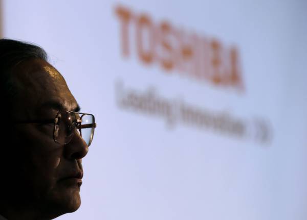 Toshiba продава част от бизнеса си на Canon и Midea, за да се измъкне от финансова криза