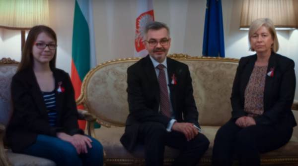 Полски дипломати рецитират ”Хаджи Димитър” [видео]