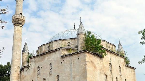 Прокуратурата образува досъдебно производство за незаконния ремонт на джамията в Разград