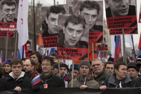 Руски опозиционни партии се обединяват след убийството на Немцов