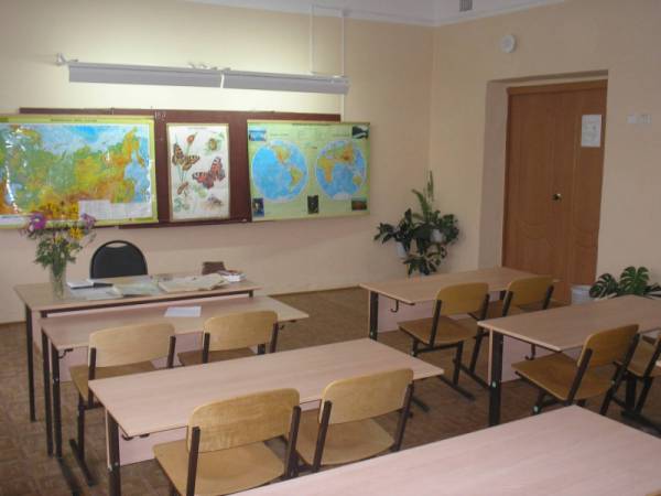 Руснак „минира“ училището на дъщеря си, за да провери сигурността му