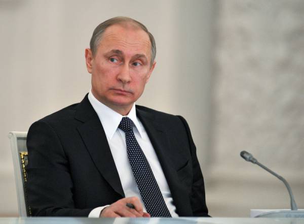 Кремъл отхвърли обвиненията на САЩ, че Путин е корумпиран