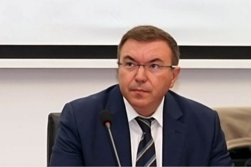 Държавата иска студенти-медици да помагат на лекарите в битката с коронавируса 