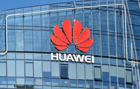 Huawei удвои октомврийските заплати