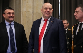 Гешев: Президент, премиер и бизнесмени да не дават акъл на прокуратурата (видео)