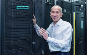 Ираван Хира, генерален директор на Hewlett Packard Enterprise България: Рязък спад сега, рязък скок догодина