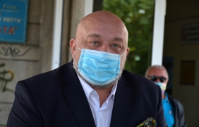 Възобновяват футболното първенство от 5 юни без публика