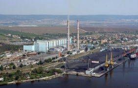 Управляващите показно погнаха Доган