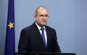 Президентът поиска незабавна оставка на правителството и главния прокурор