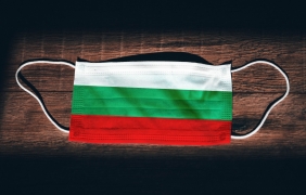Експерти препоръчаха носенето на маски на открито