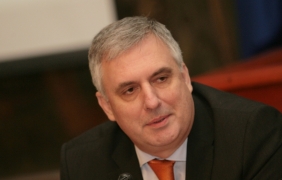 Ивайло Калфин стана първият българин, който оглавява европейската агенция