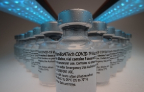 Pfizer ще препоръча на американските власти да се приложи трета доза от тяхната ваксина