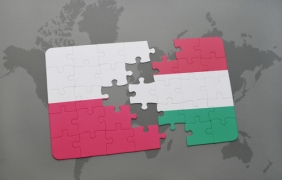 ЕК стартира процедурата за лишаване на Полша и Унгария от еврофондове