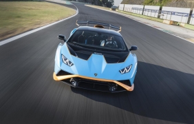 Lamborghini слага край на колите само на бензин