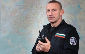 Ние все сме там и пазим всички
