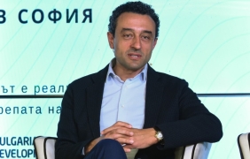 Комендантският час затруднява изтеглянето на българите от Украйна