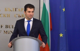 Правителството представи пакет от мерки срещу високите цени на горивата