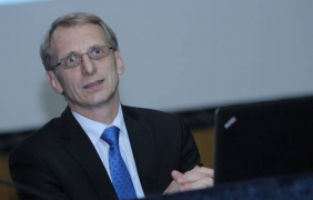 Николай Денков е кандидатът за премиер на "Продължаваме Промяната"