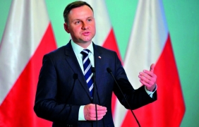 Какво съдържа новият полски закон за паметта?