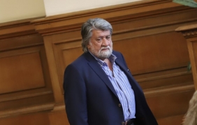 Вежди Рашидов напуска НС и политиката