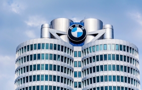 Шефът на BMW критикува забраната на ЕС за нови автомобили с двигатели с вътрешно горене