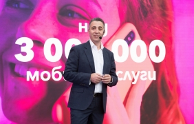 Vivacom представи първия си 5G смартфон