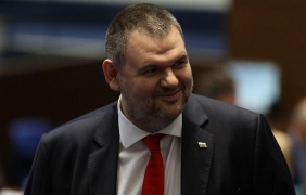 Пеевски и мълчанието на агнетата
