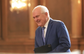 Радев ще приеме кандидата за служебен премиер Димитър Главчев в президентската институция