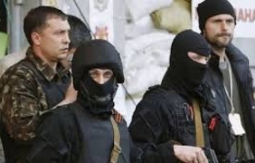 Въоръжени мъже нахлуха в Окръжния съвет в Луганск
