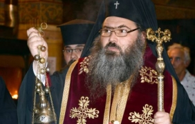 Варненският митрополит заряза Синода заради бедствието