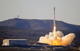 Ракета-носител Falcon 9R се взриви в САЩ