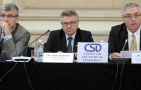 Свикват Съвета по сигурността заради съмнения за българи в ИД