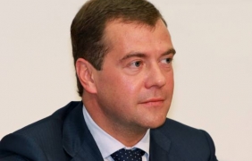 Медведев: Проблемът с транзита на газ през Украйна не е решен