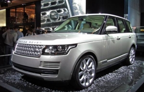 Jaguar Land Rover изтегля от американския пазар над 100 000 автомобила