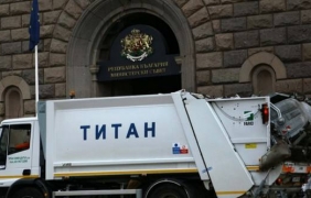 Работниците на ”Титан”-Видин стачкуват, заплашват с блокаж на Дунав мост